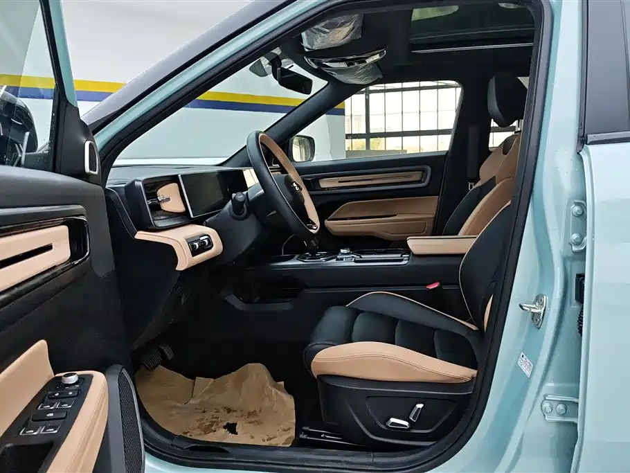 GEELY AUTOMOBILE GEELY ICON