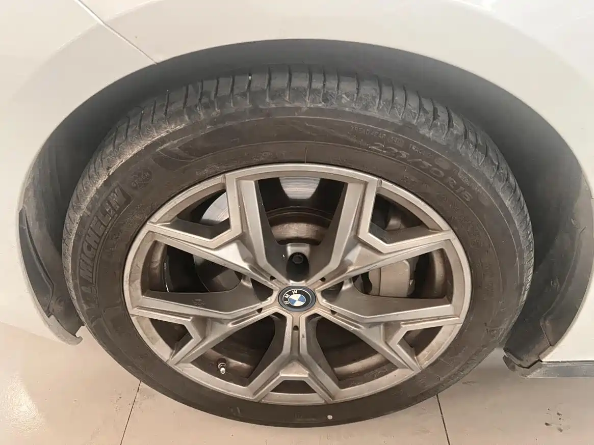 BMW i3 2024 eDrive 35 L фото 5