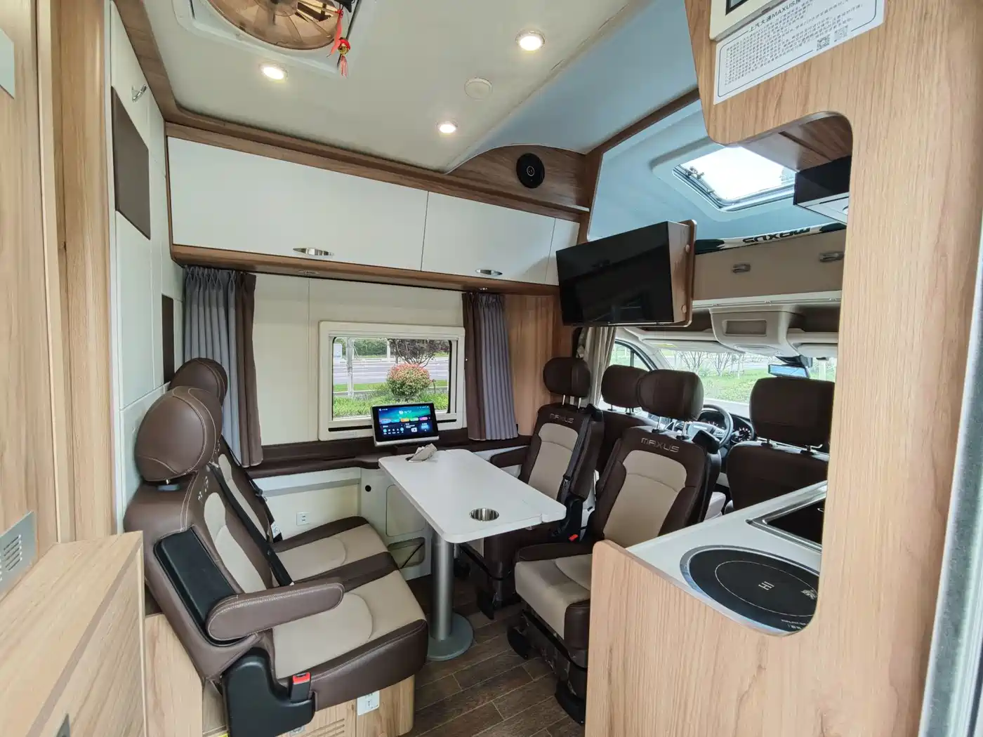 SAIC Maxus V100 RV 2022 Model 2.0T Life Home V100 Mountain Living Edition Rear Expansion фото 9