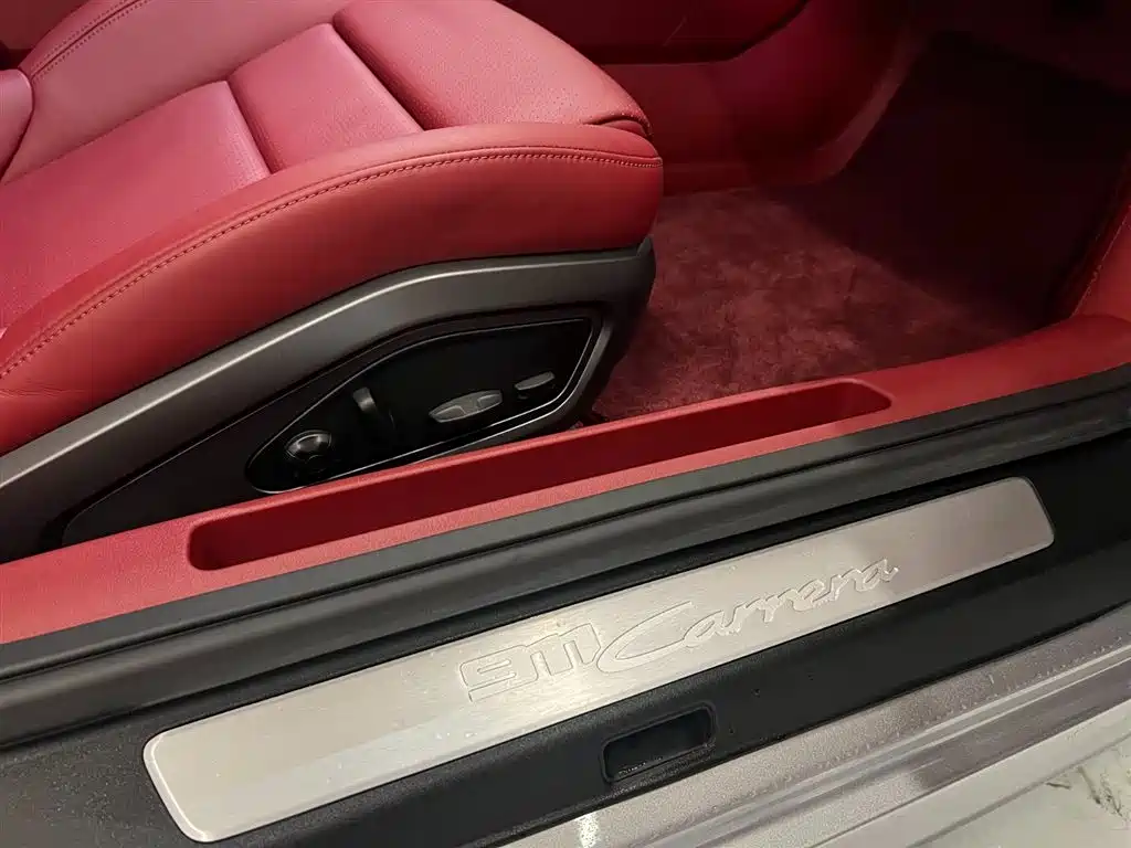 Porsche 911 2023 Carrera 3.0T фото 13