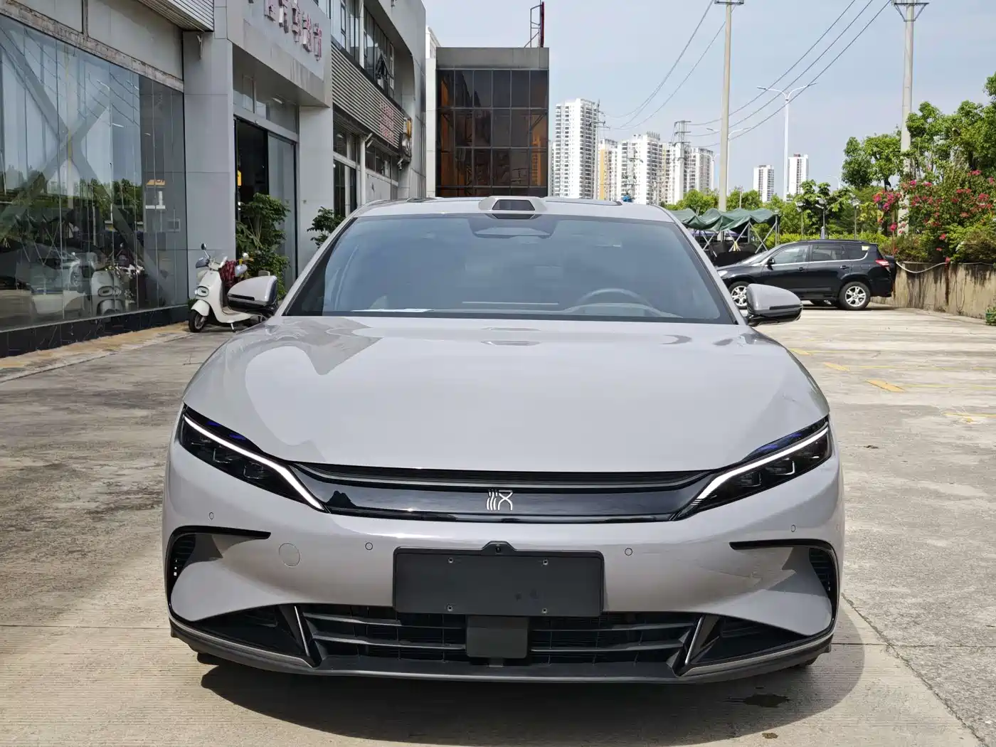 BYD Han 2025 2025 DM-i Smart Driving Edition 125KM Honor