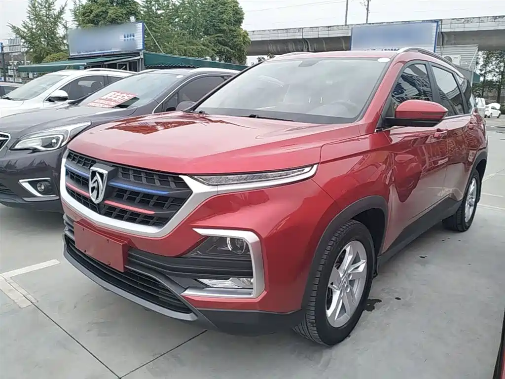 Baojun 530 2019 2019 1.5T CVT Luxury 7-seater China V