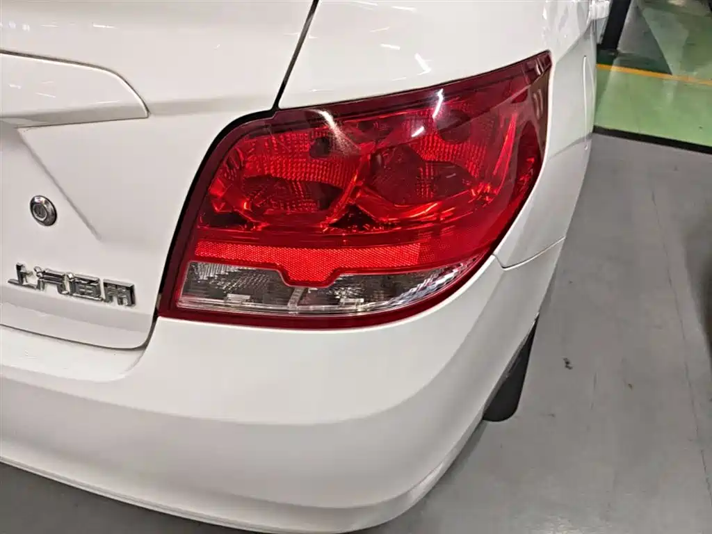 Chevrolet Sail 2016 Sail 3 1.3L Manual Comfort Sunroof Edition фото 8