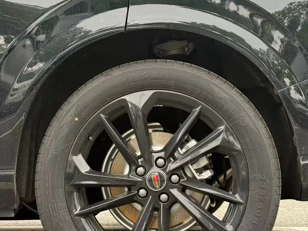 Hongqi HS3 PHEV 2025 125km Jingwei PLUS 2 Million Commemorative Edition фото 5