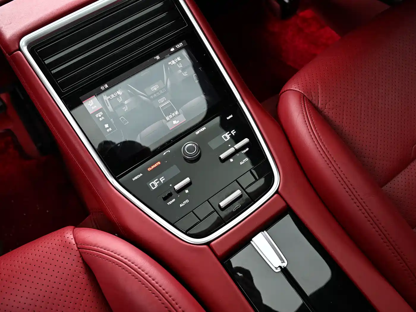 Porsche Panamera 2017 Panamera 3.0T фото 10