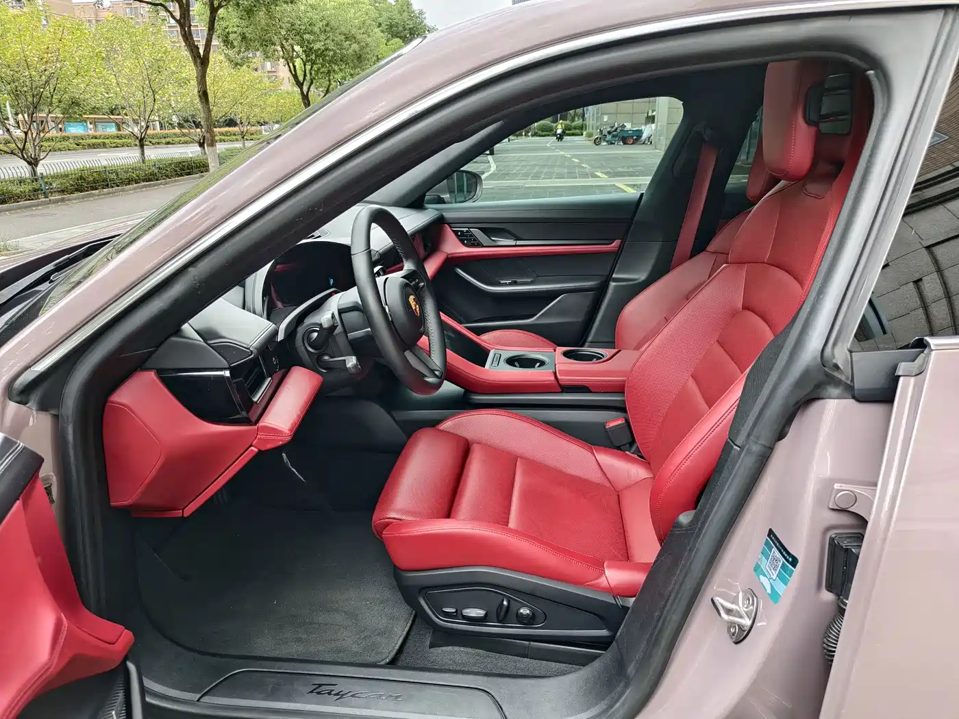 Porsche Taycan 2021 2020 Taycan