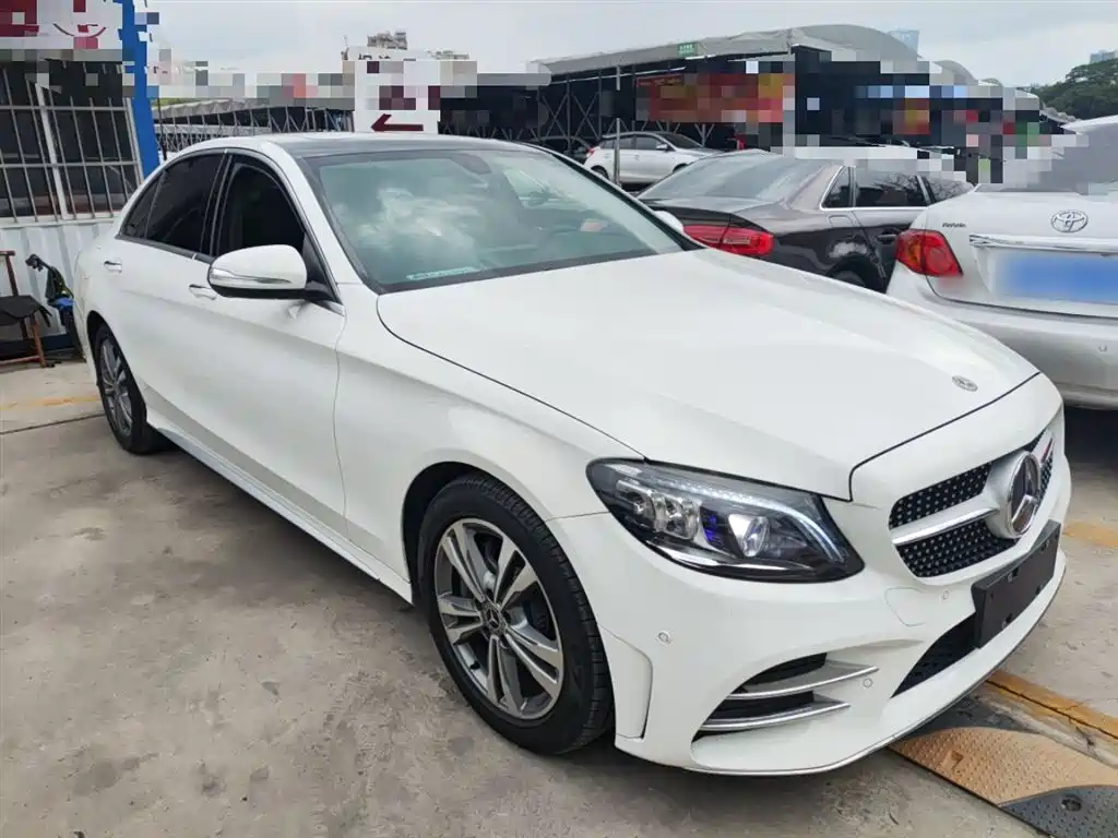 Mercedes-Benz C-Class 2019 C 180 L Fashion Sport Edition фото 4