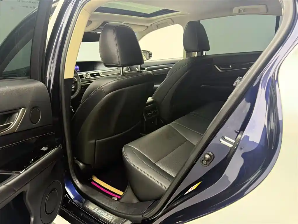 Lexus GS 2017 300 Leading фото 10