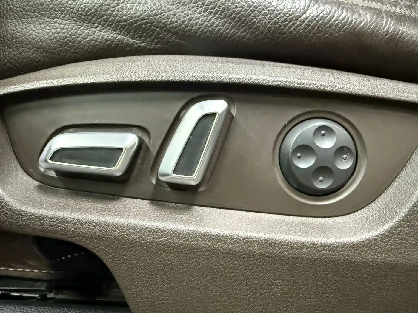 Audi Q7 2013 35 TFSI Exclusive фото 27