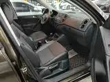 Photo 25 - Volkswagen Tiguan