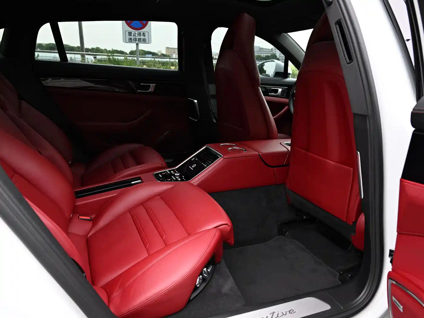 Porsche Panamera 2021 Panamera Executive Long Wheelbase 2.9T фото 10