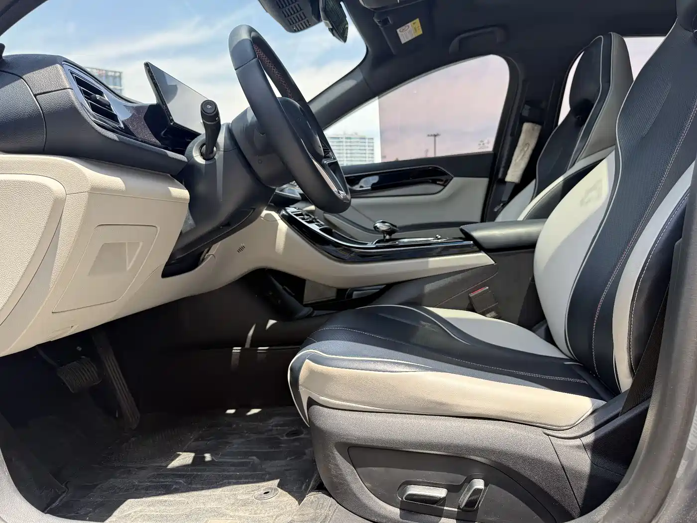 BYD Qin PLUS 2023 Champion Edition DM-i 120KM Excellence фото 9