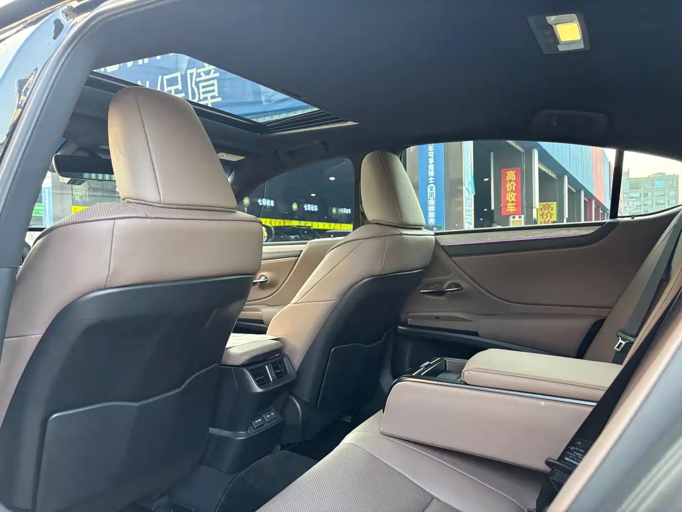 Lexus ES 2025 2025 200 Ultimate Edition