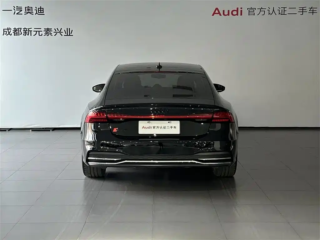 Audi A7 2024 2023 Model 45 TFSI Premium Selection Edition