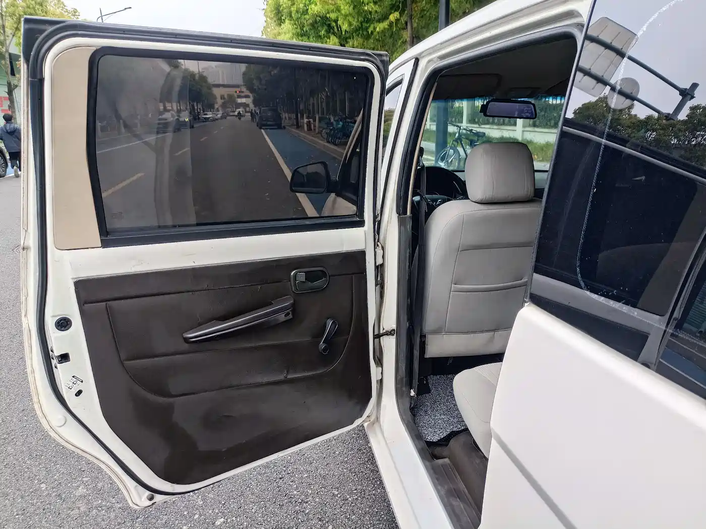 Фото 32 - Wuling Motors Wuling Hongguang