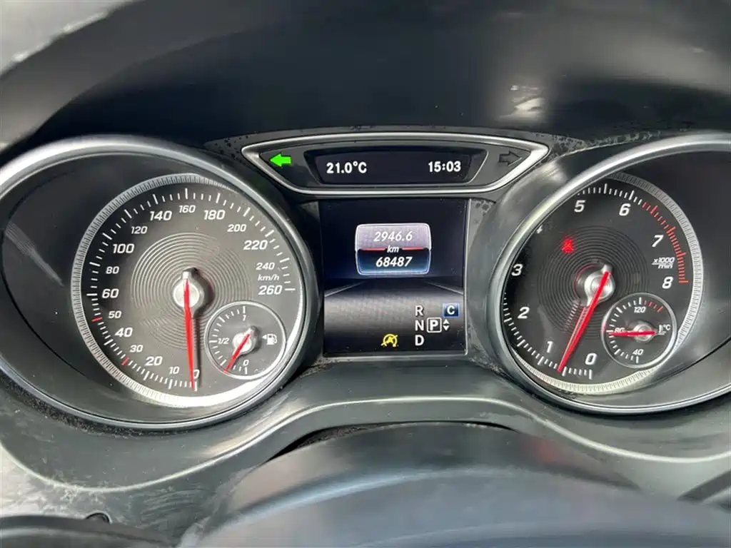 Mercedes-Benz CLA (Import) 2017 CLA 200 Dynamic фото 5