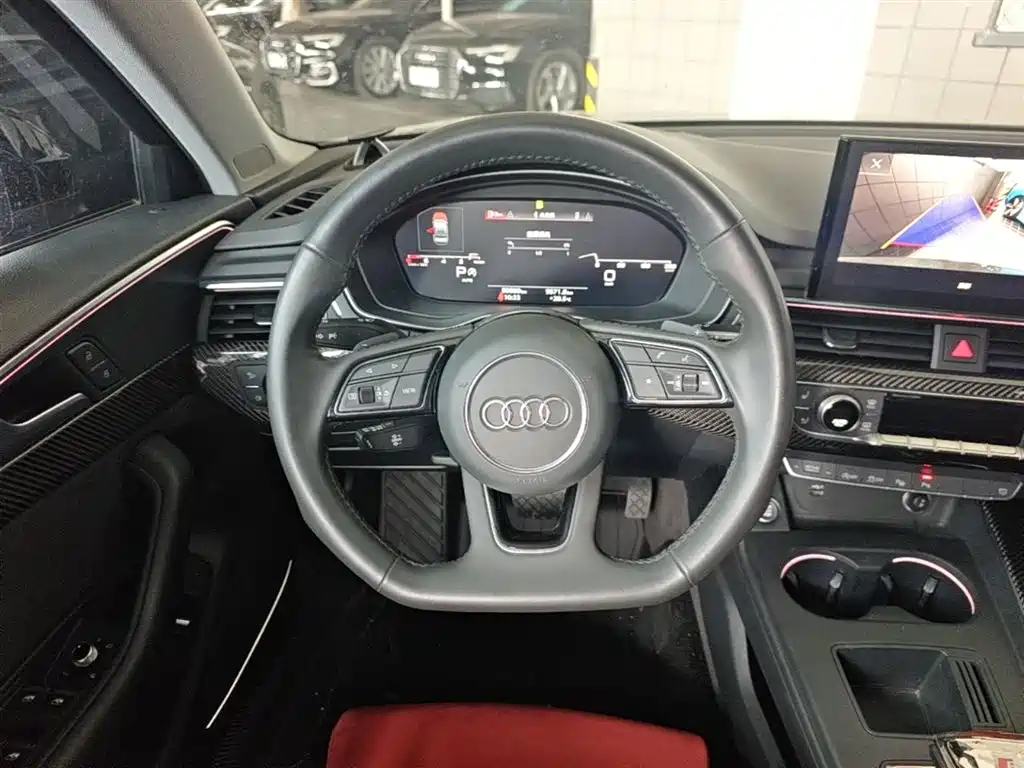 AUDI A4L