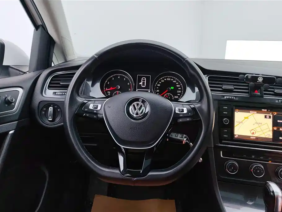 Volkswagen Golf 2019 1.6L Auto Comfort (China V) фото 15