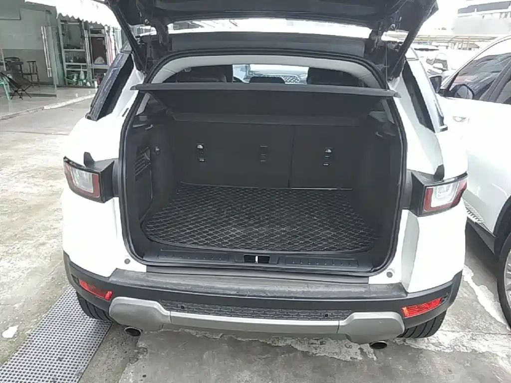 Land Rover Range Rover Evoque 2018 240PS PURE Trend фото 19