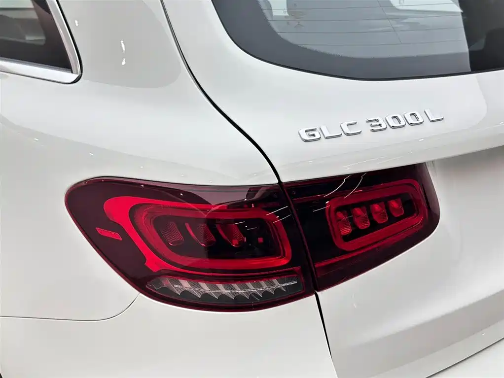 Mercedes-Benz GLC 2021 GLC 300 L 4MATIC Sporty фото 21