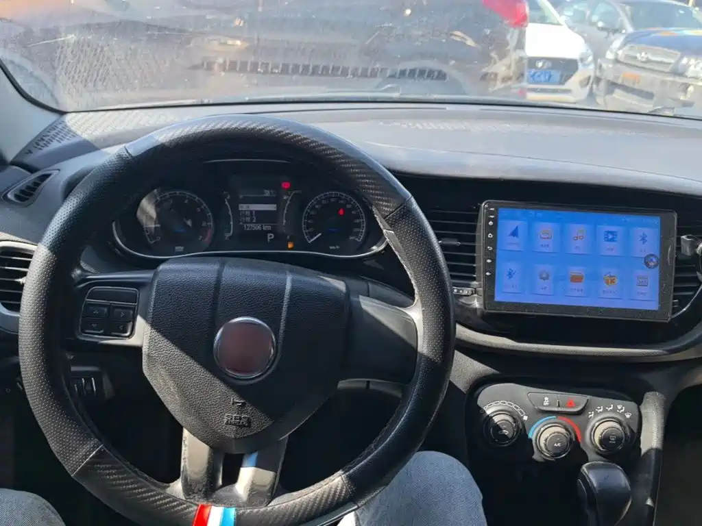 Fiat Viaggio 2014 2012 1.4T Auto Power Edition