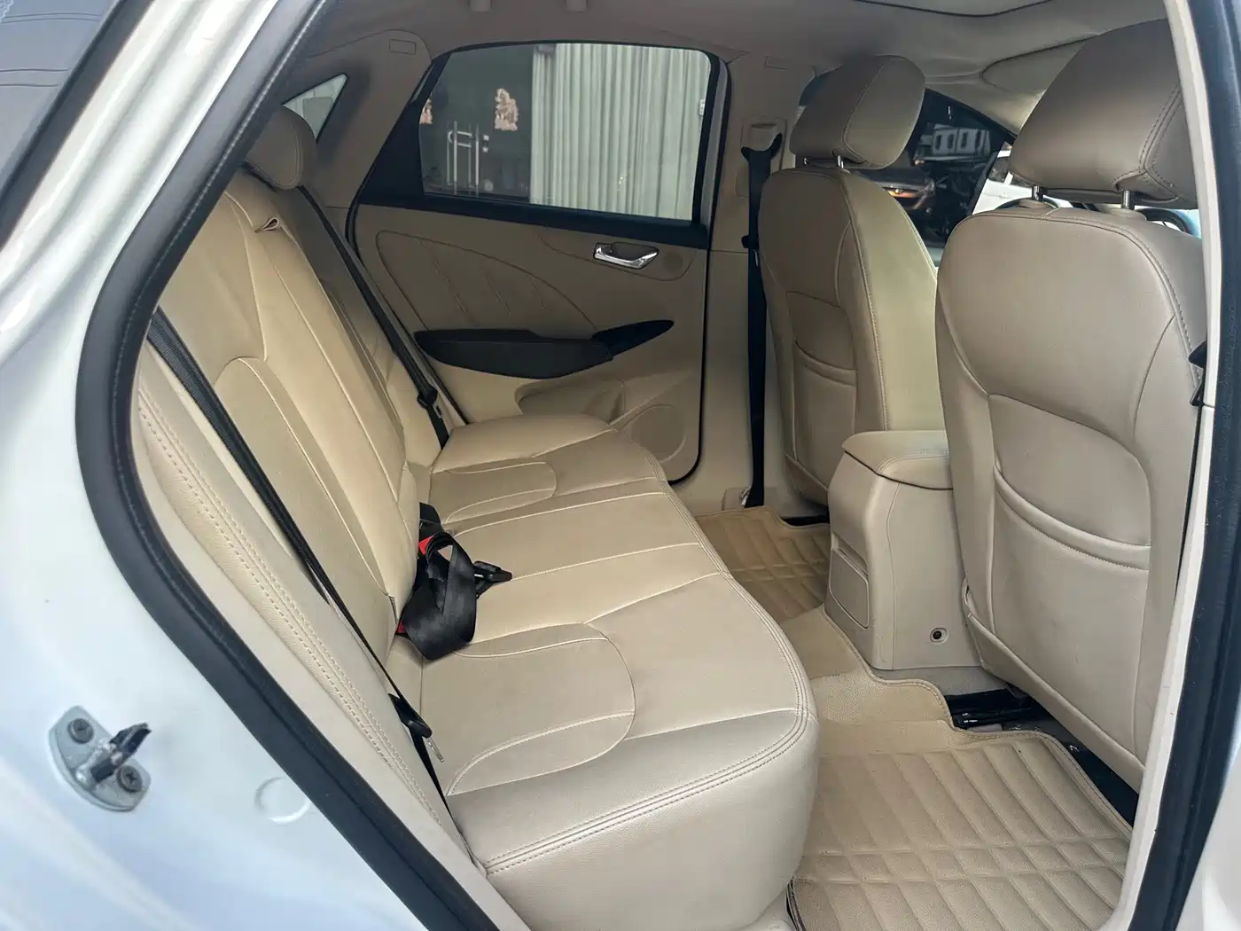 Chery Arrizo 7 2015 2015 1.6L CVT Zhixiang Edition