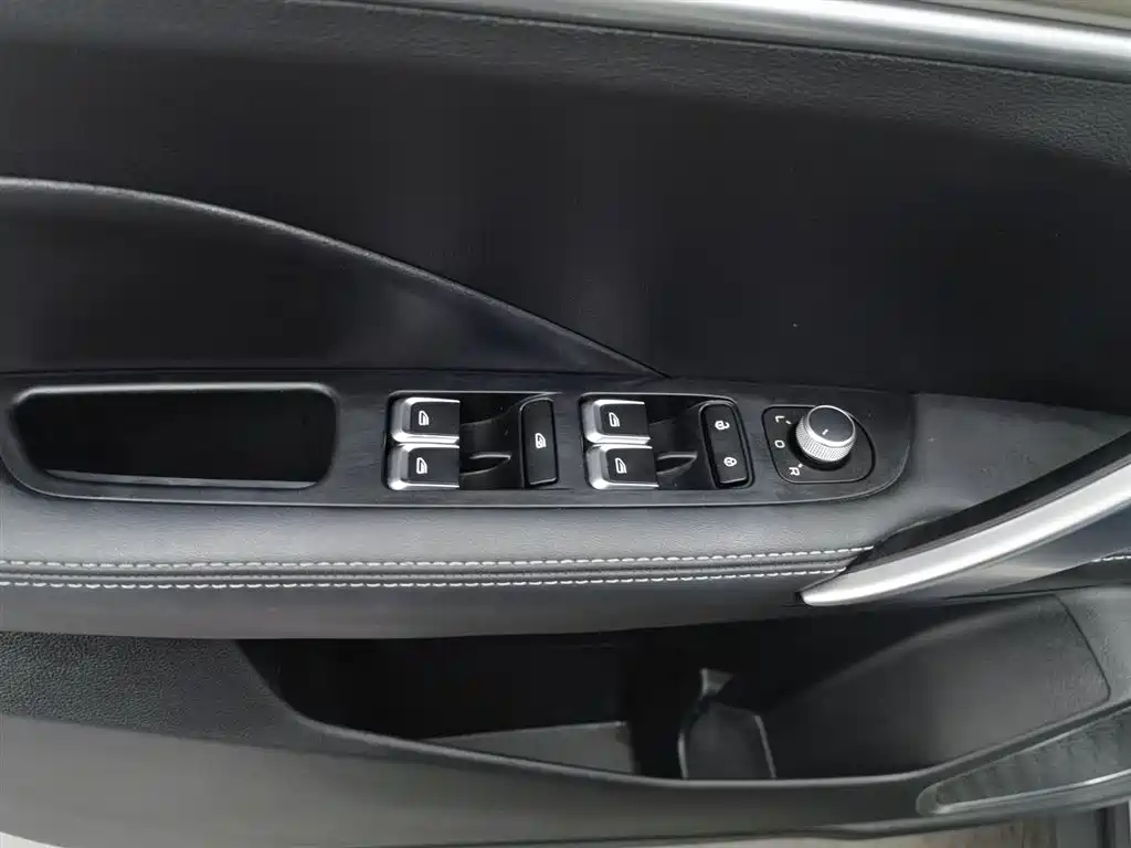 GEELY AUTOMOBILE BINYUE