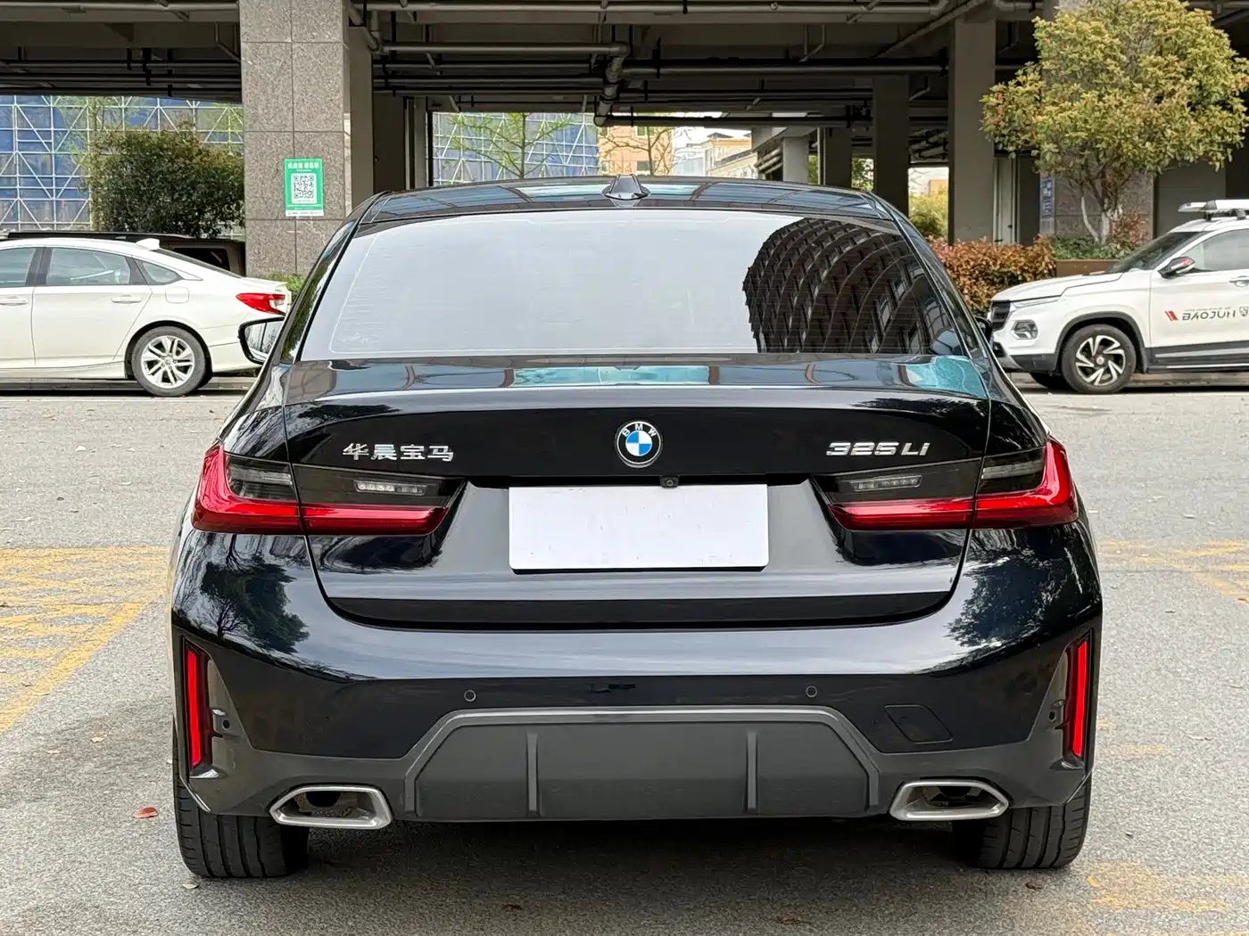 BMW 3 Series 2023 325Li M Sport Package фото 5