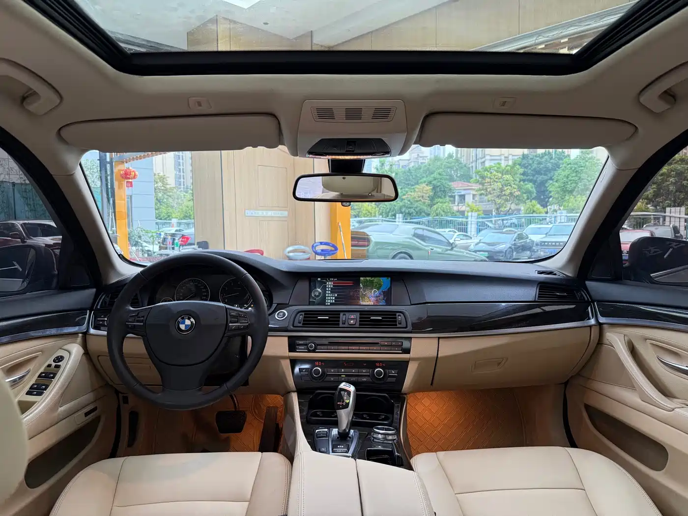 BMW 5 Series 2013 530Li Luxury фото 17
