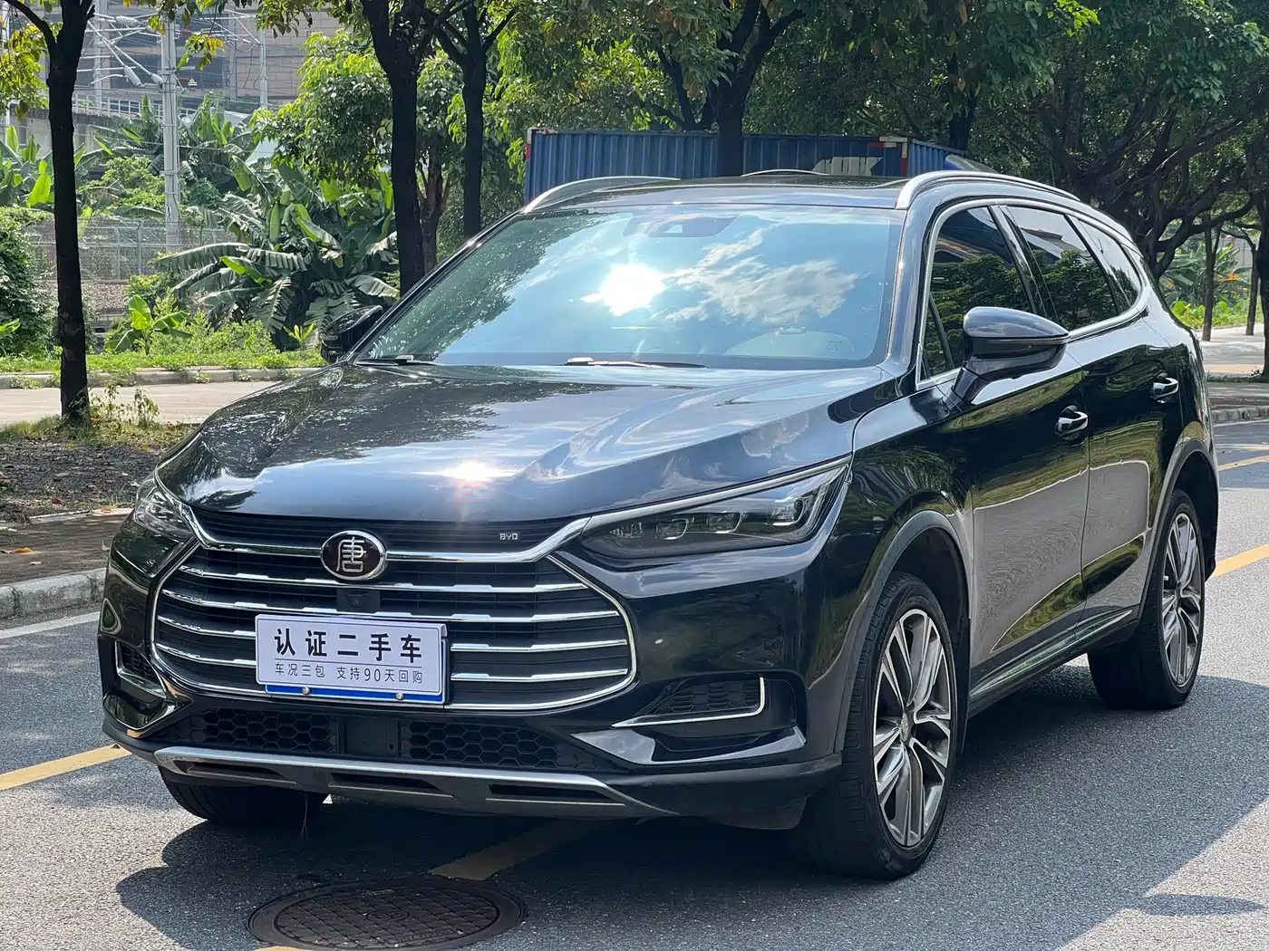 BYD Tang 2019 2018 2.0T Automatic Zhilian Zunrong 5-seater China V