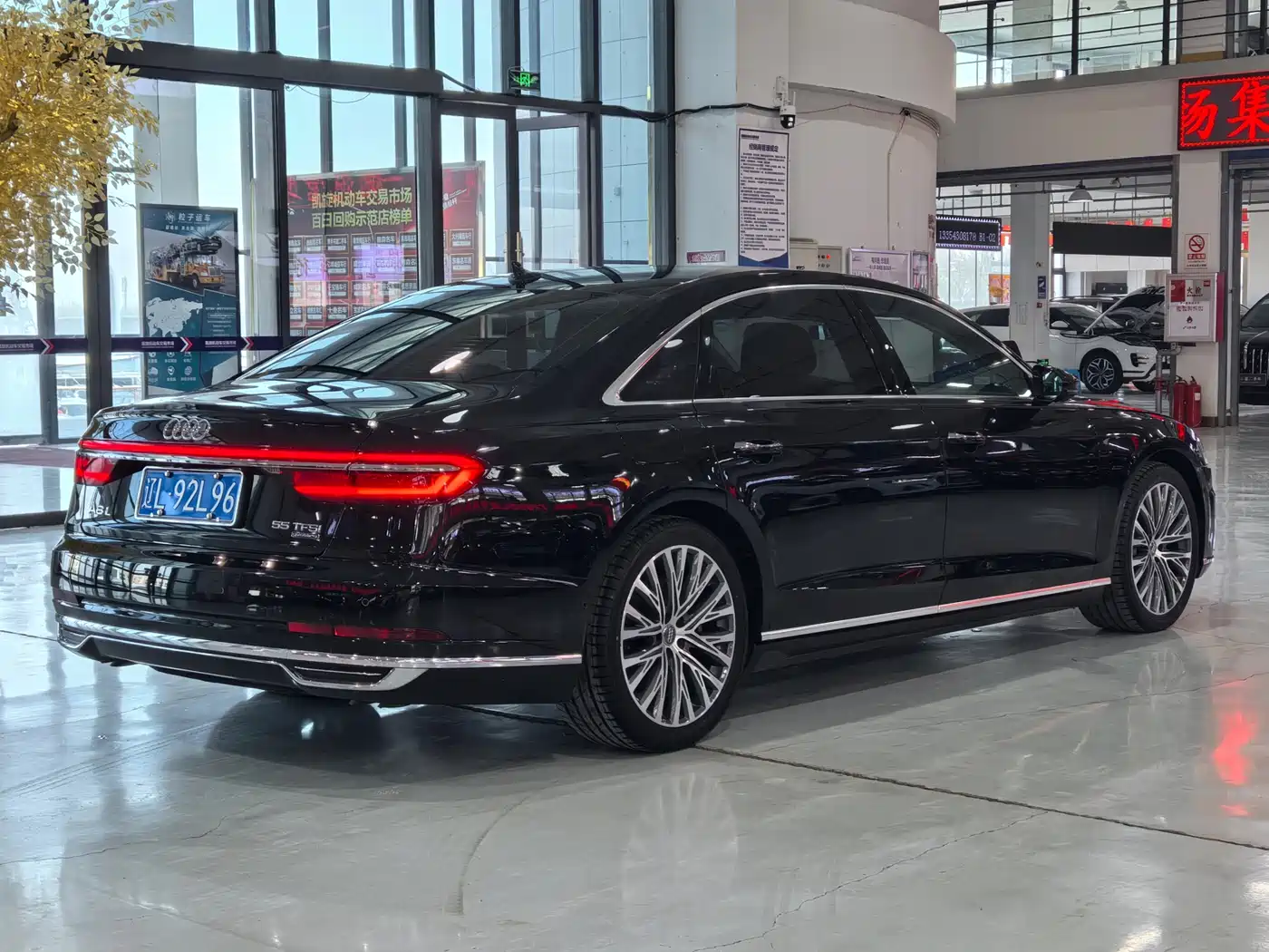 Audi A8 2019 Facelift Plus A8L 55 TFSI quattro Luxury фото 9