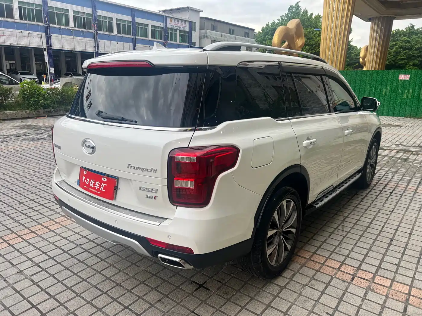 GAC Trumpchi Trumpchi GS8 2017 2017 320T 2WD Luxury Smart Connect (7-seater)