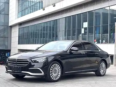 Mercedes-Benz E