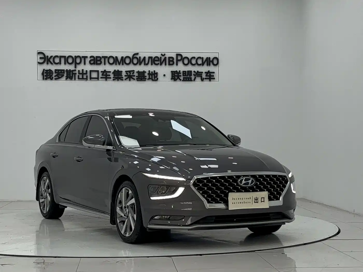 Hyundai Mistra 2021 270TGDi DCT TOP Flagship фото 3