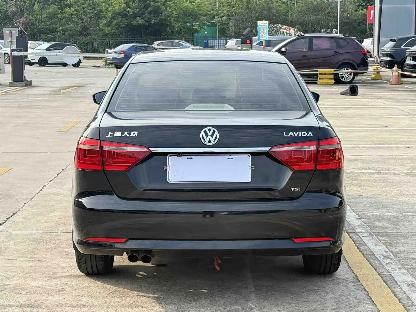 Volkswagen Lavida 2013 Facelift 1.4TSI DSG Luxury фото 6