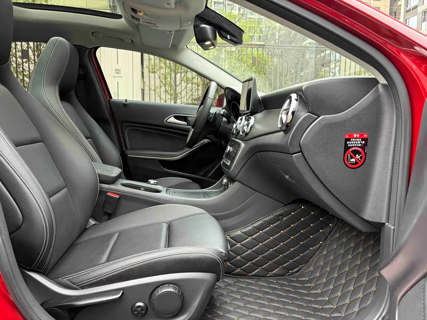 Mercedes-Benz GLA 2019 GLA 200 Dynamic фото 16
