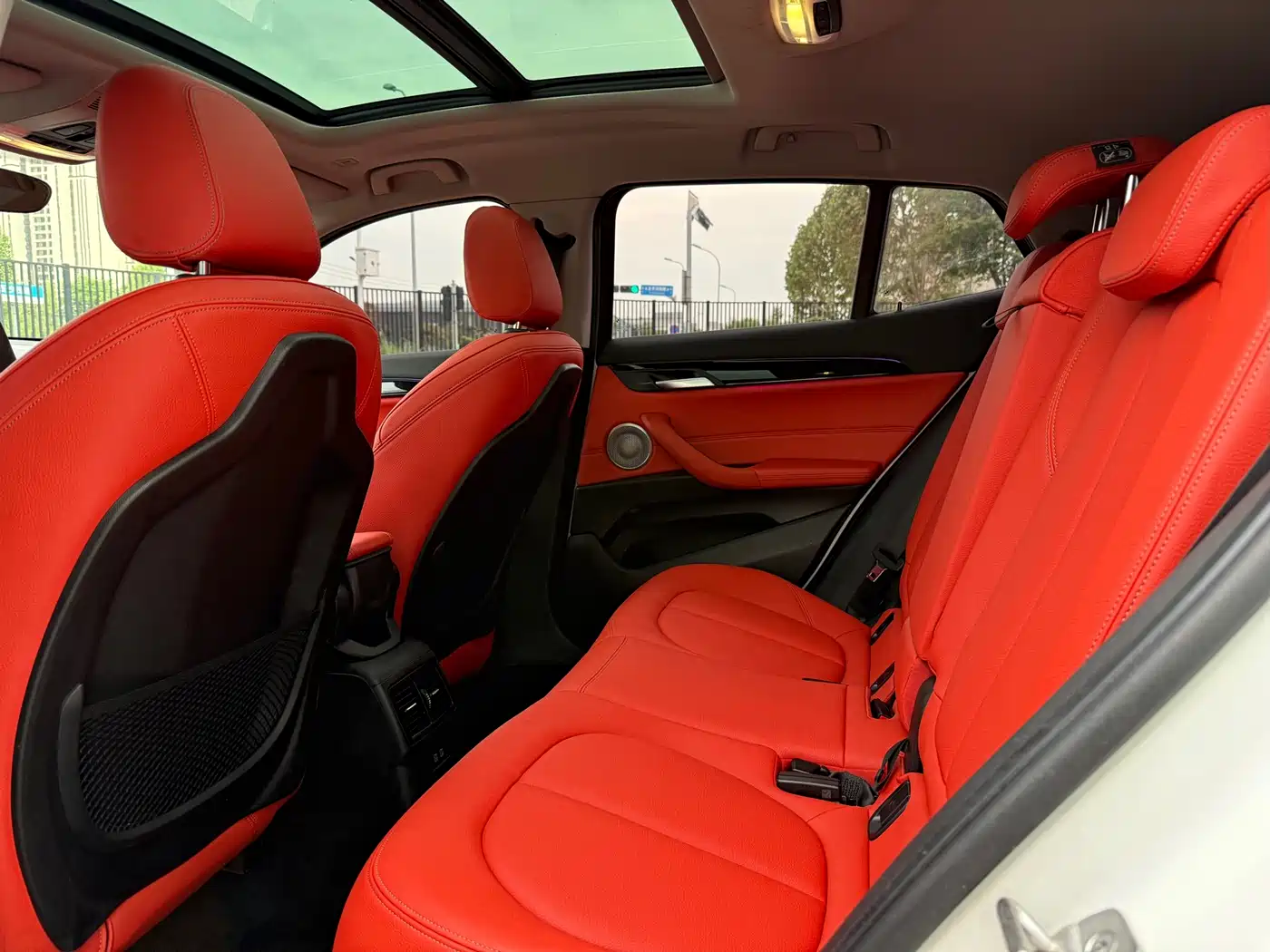 BMW X2 2023 sDrive25i M Sport Shadow Edition фото 22