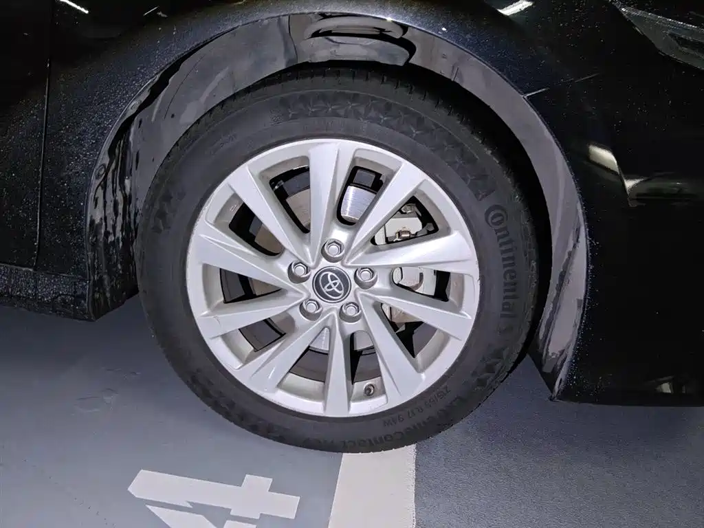 Toyota Camry 2021 2.0G Luxury Edition фото 26