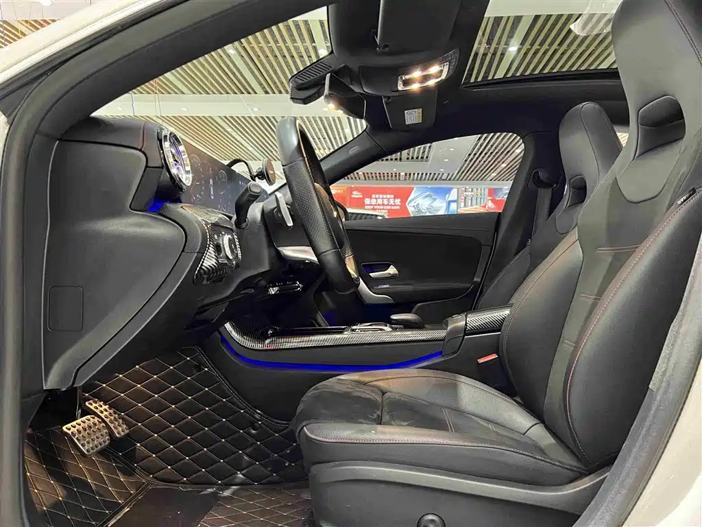 Mercedes-Benz CLA (Import) 2022 CLA 200 фото 6