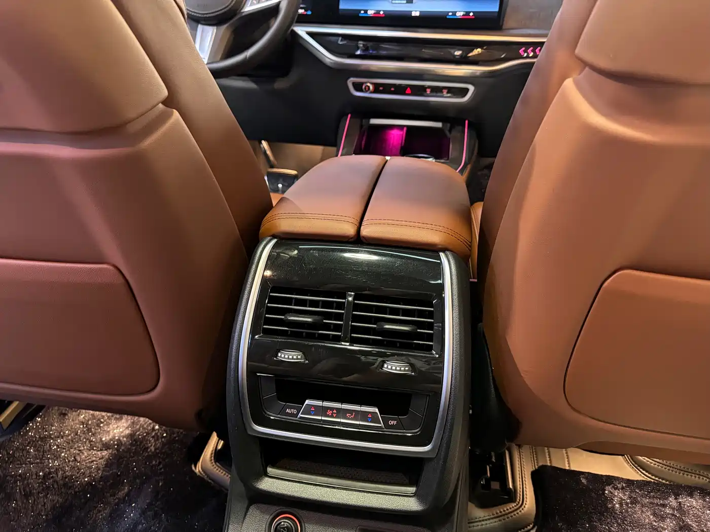 BMW X7 2023 xDrive40i Leading Luxury Package фото 9