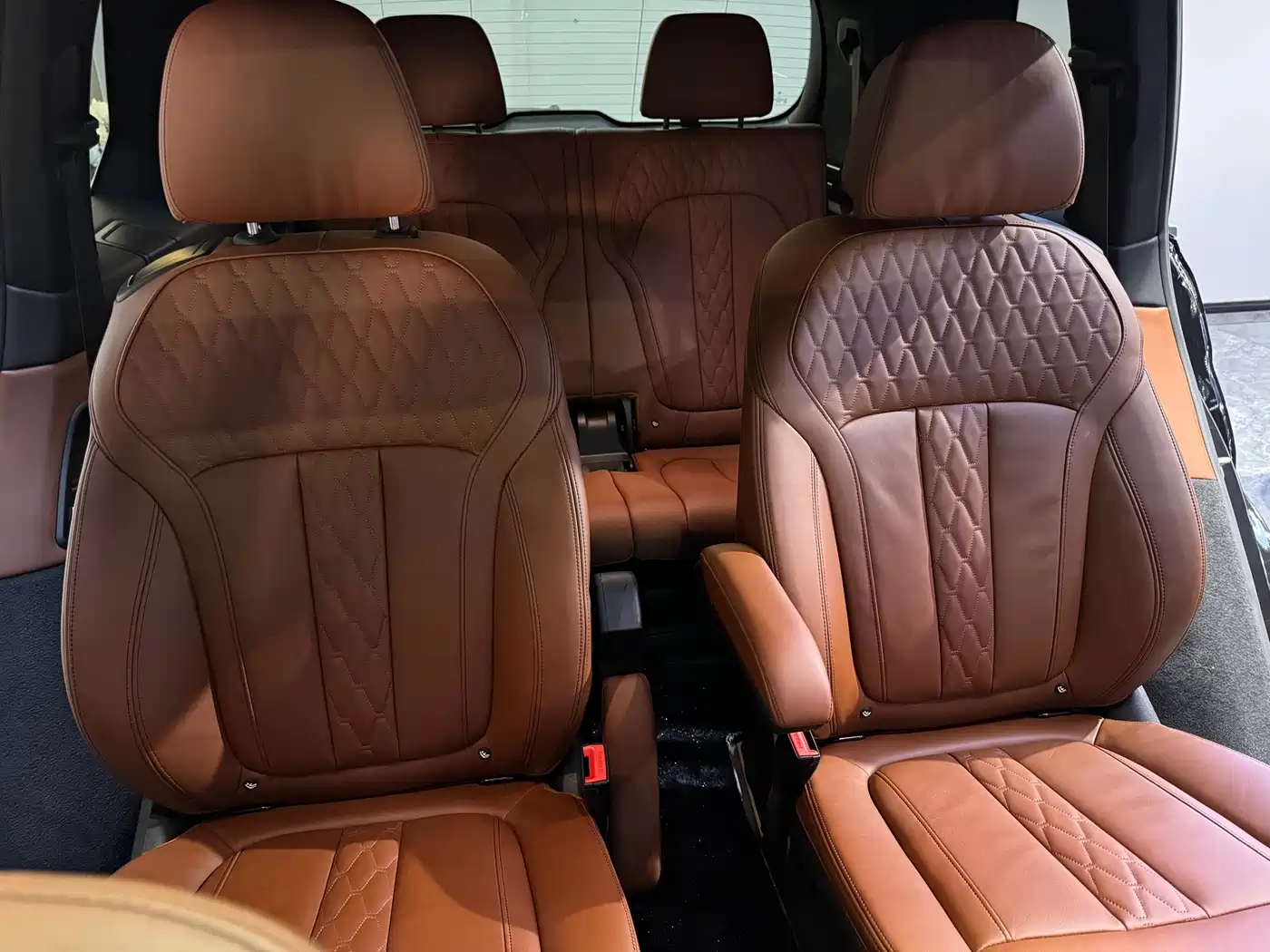 BMW X7 2023 xDrive40i Leading Luxury Package фото 12