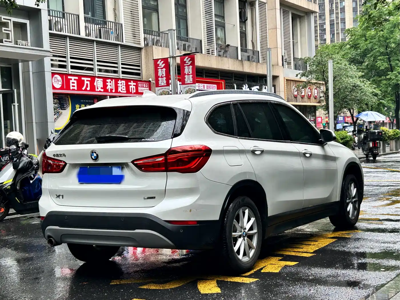 BMW X1 2018 sDrive18Li Fashion Model фото 5