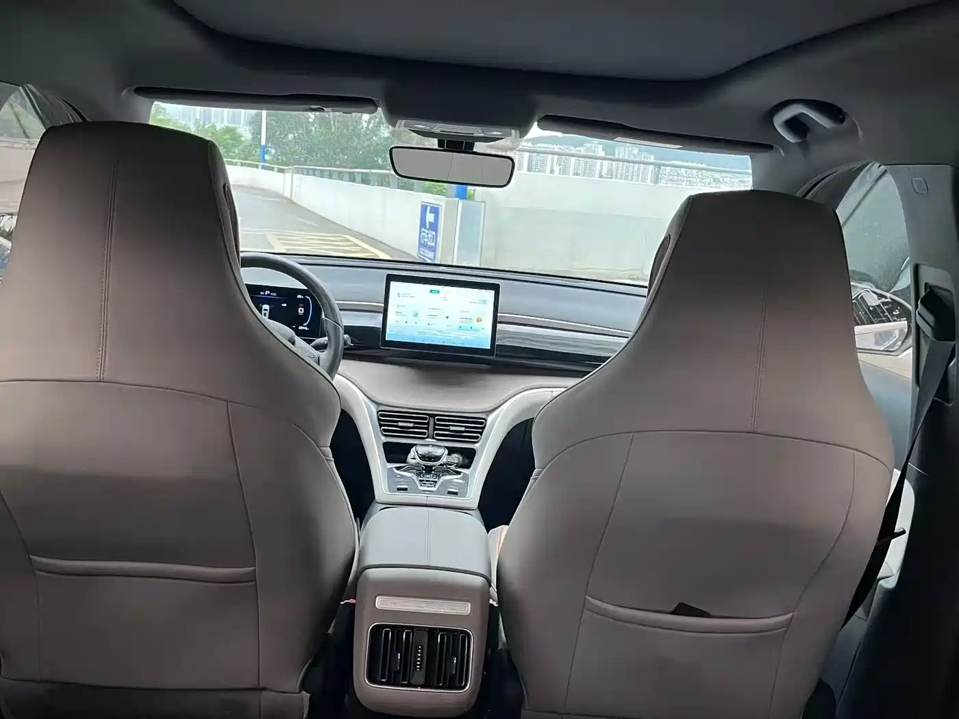 BYD Song Pro New Energy 2024 Glory Edition DM-i 71KM Pilot фото 5