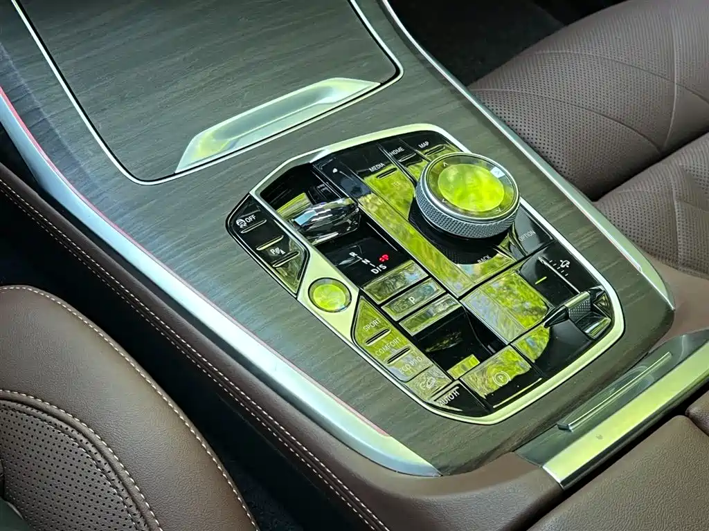 BMW X7 2023 xDrive40i Leading Luxury Package фото 8