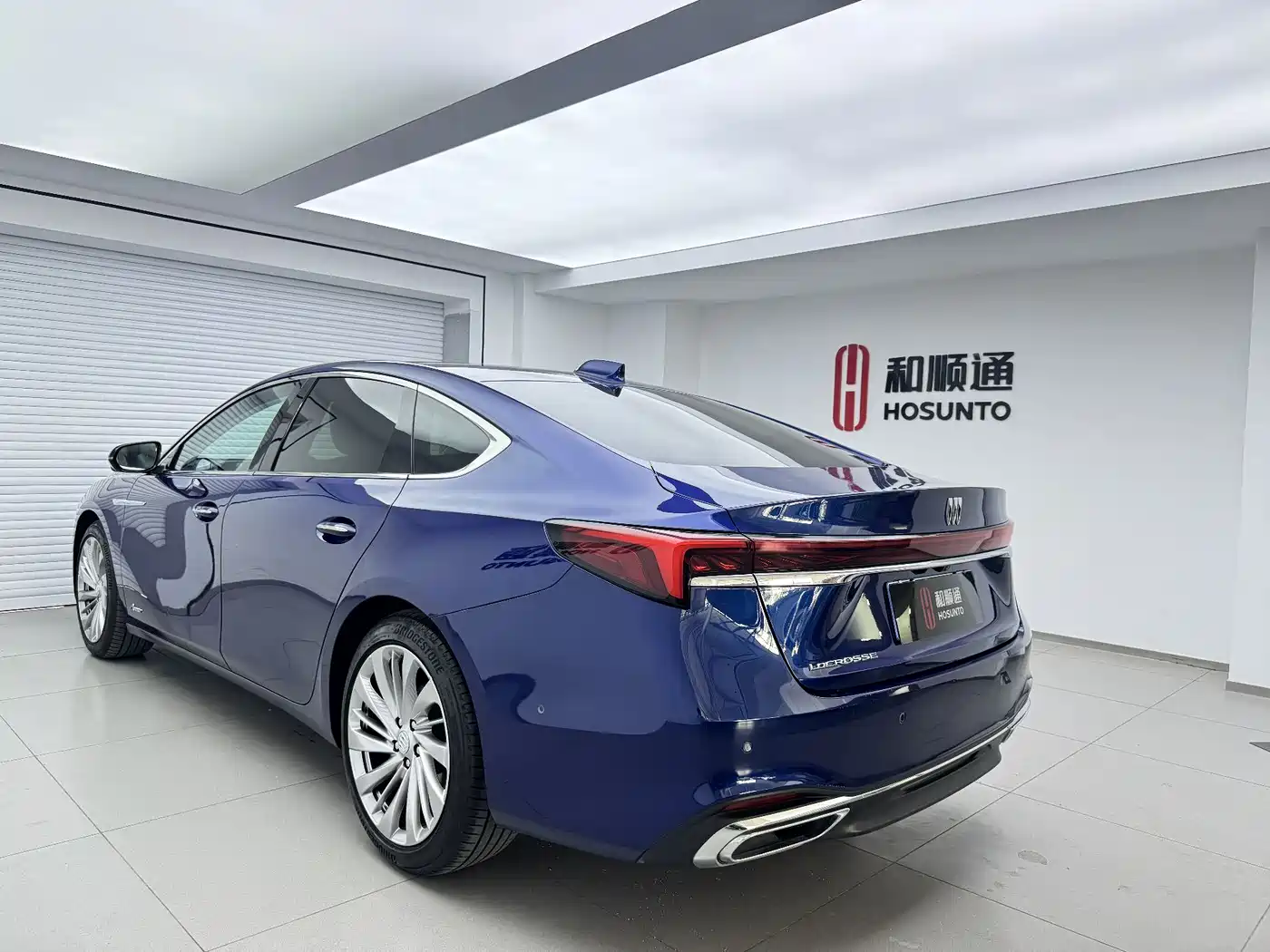 Buick LaCrosse 2023 Avenir Edition фото 9