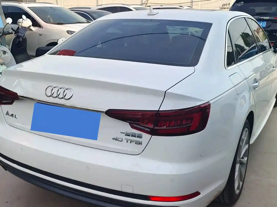 Audi A4L 2018 30th Anniversary 40 TFSI Fashion фото 9