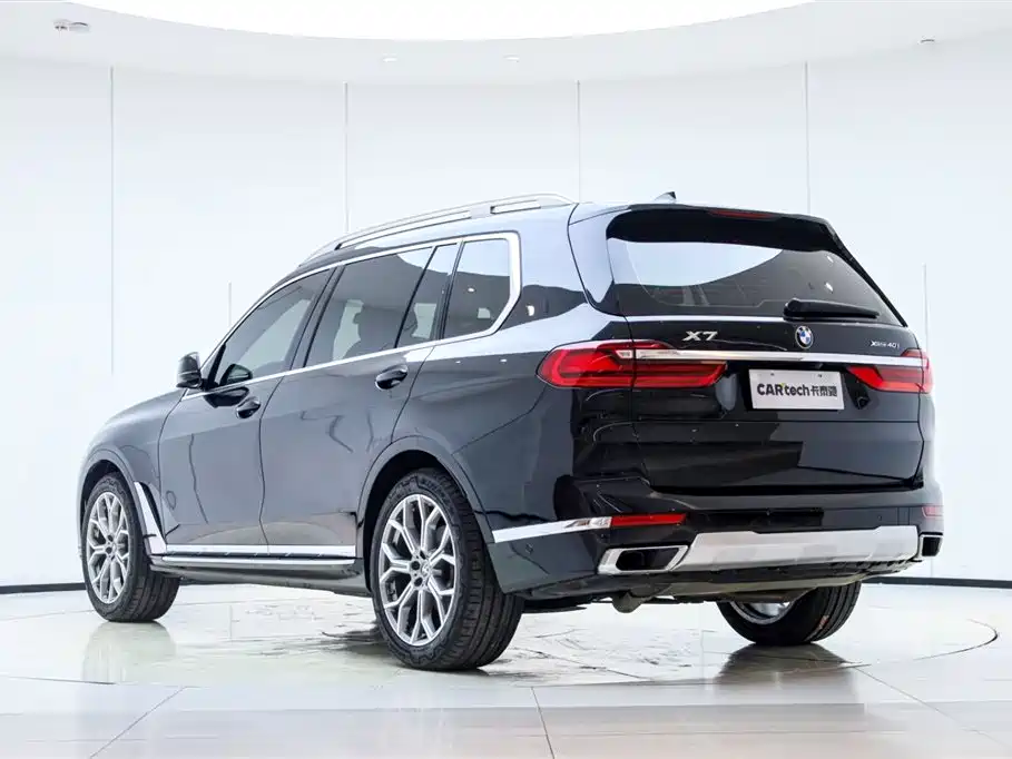BMW X7 2022 xDrive40i Leading Luxury Package фото 4