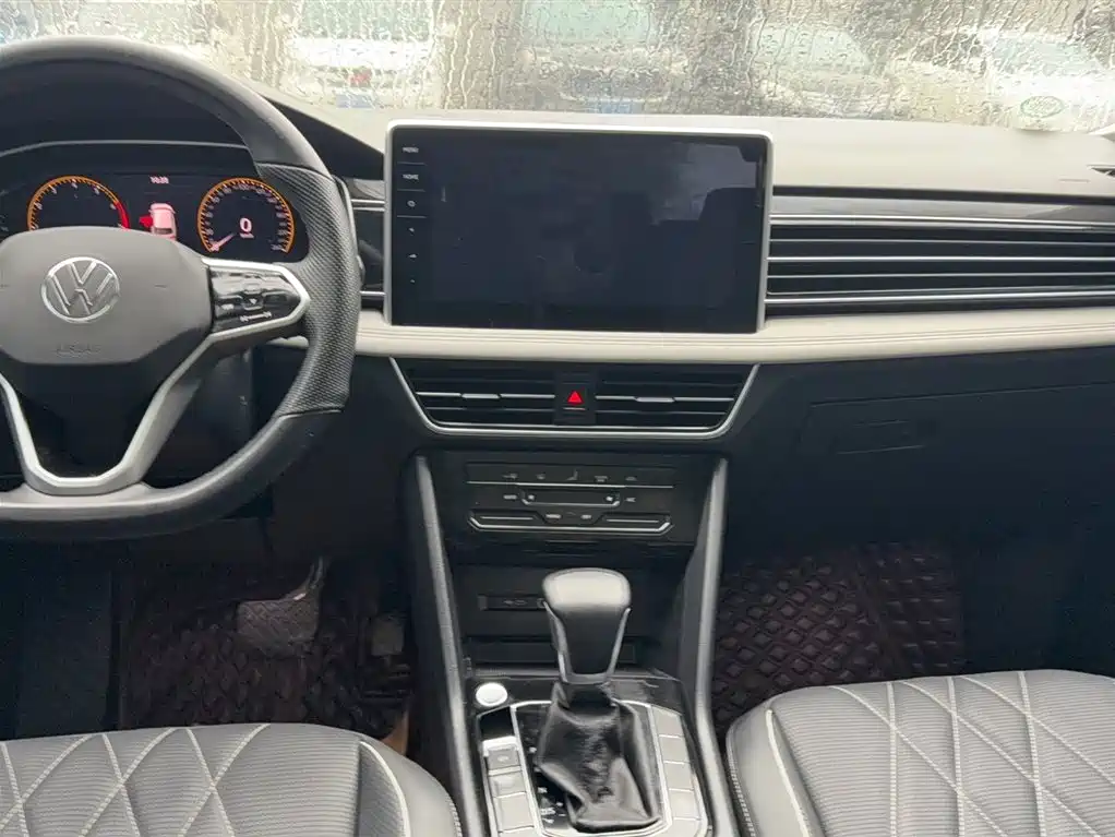 Volkswagen Tiguan L 2022 330TSI Automatic 2WD Smart Edition фото 6