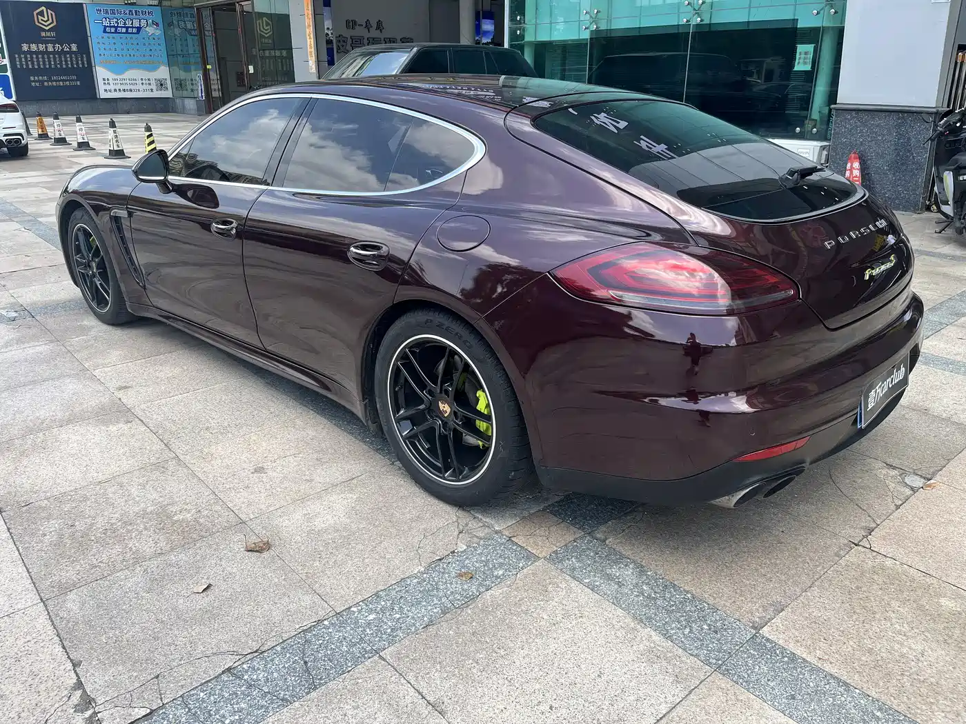 Porsche Panamera New Energy 2014 Panamera S E-Hybrid 3.0T фото 8