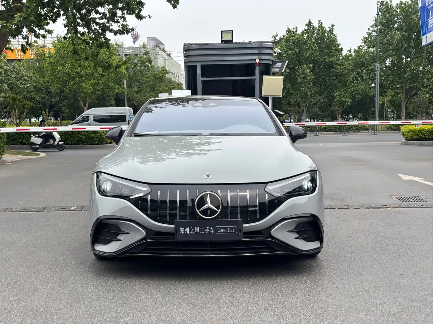 Mercedes-Benz EQE AMG 2023 AMG EQE 53 4MATIC+ фото 2